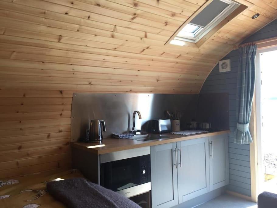 The Boathouse Pod Villa Onich Exterior photo